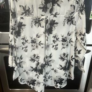 West Kei Floral Black and White Women's Top